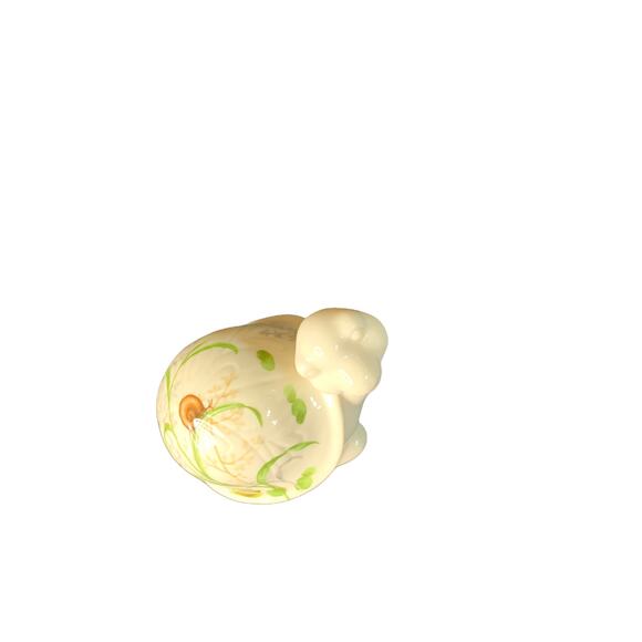 Vintage turtle Porcelain figurine cream green tortoise Animal Floral Flowers - Picture 6 of 9